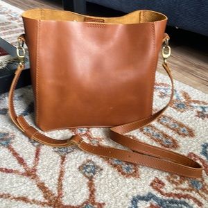 Portland Leather Goods new Butterfly Crossbody in Honey with makeup bag